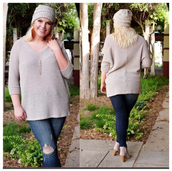 ✨LAST ONE✨PLUS Oatmeal Knit Sweater Tunic - Picture 2 of 3